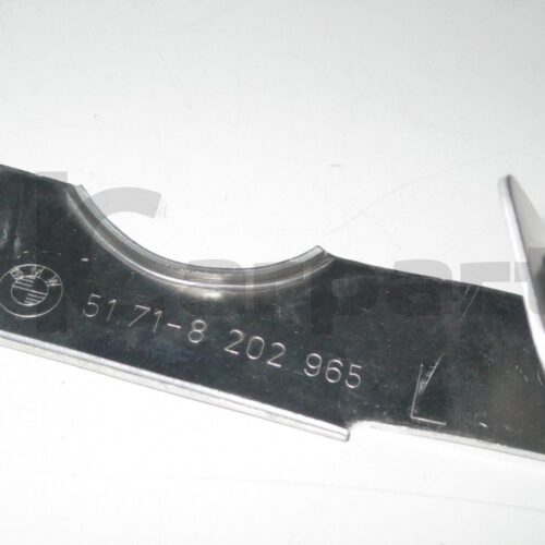 New OEM BMW E39 E38 Chassis Under Shield Tray Bracket 8202965 51718202965