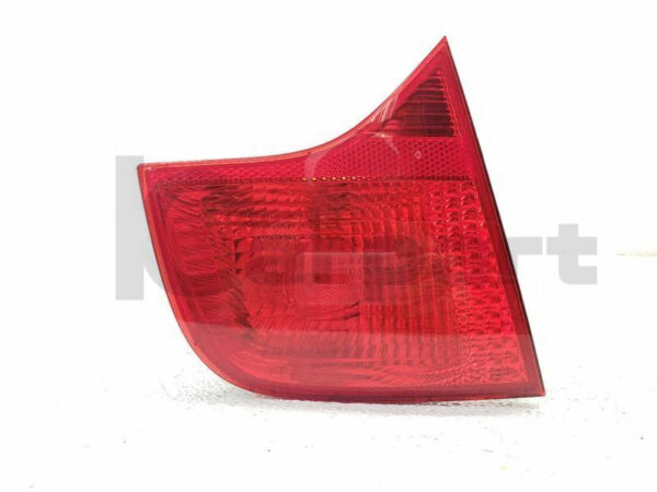 New OEM Left Inner Tail Light Assembly Audi A4 S4 A4 Quattro 8E5945093A VAG