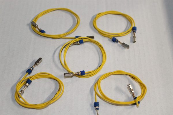 New OEM 5-pack Single Wire w/ 2 Gold Plated Contacts Audi VW Seat 000979016EC