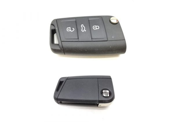 Genuine New Remote Key for Seat 575959752ALAIF OEM