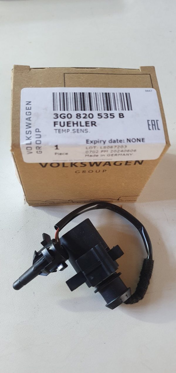 GENUINE New Outside temperature sensor VW Passat B8 2015-07.07.2019 3G0820535B