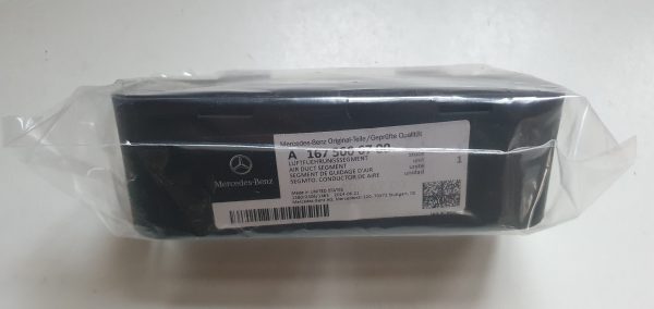 Genuine New Mercedes Benz Top Air Duct Segment A1675006700 OEM