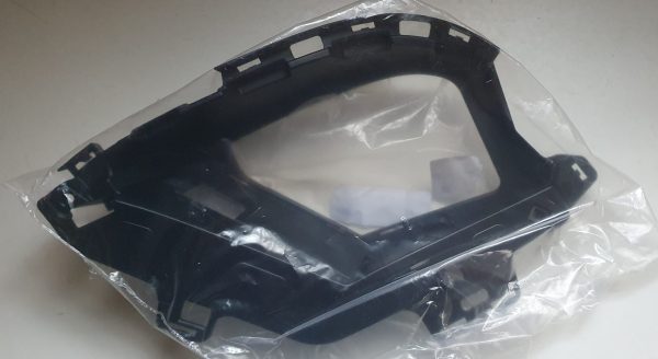 Genuine New Mercedes Benz Front Left Bumper Air Duct A1678855706 OEM