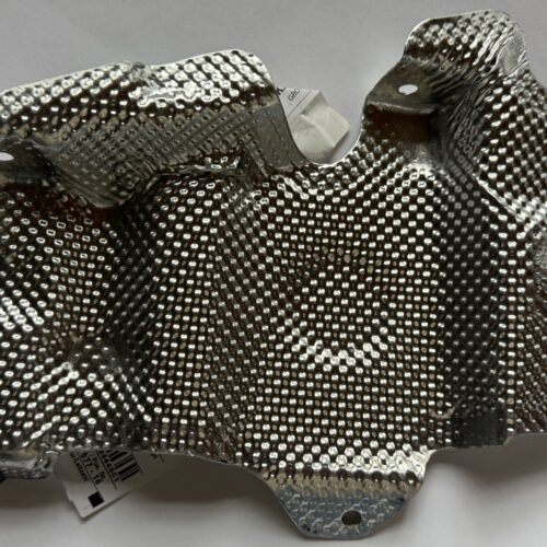 New Volkswagen Audi Guard Plate 4S0825730A Genuine OEM